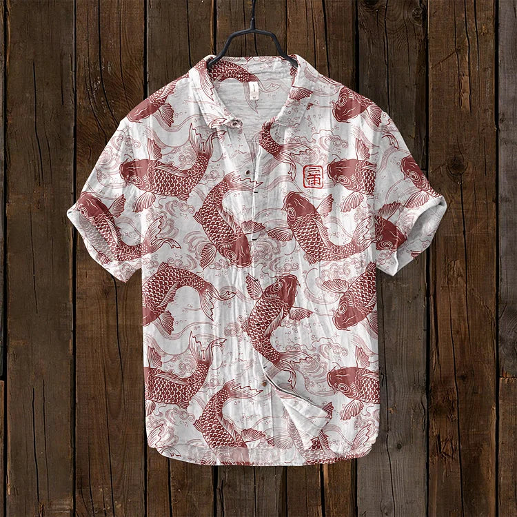 Sommerliches Herrenhemd mit Koi-Motiv – Kurzarmshirt im japanischen Design – Leichtes Freizeithemd im asiatischen Stil