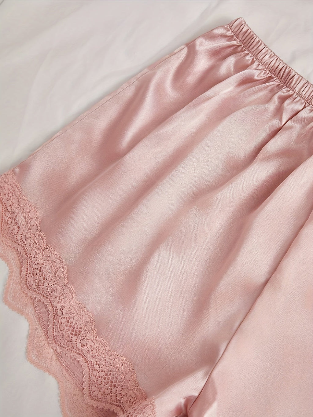 Elegantes 4-teiliges Satin-Pyjama-Set mit Spitzenakzenten für Damen | Ideal für den Alltag