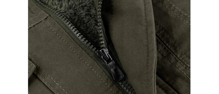 Moderne, trendige Herren-Bomberjacke mit weichem Innenfutter | Ideal für den Alltag