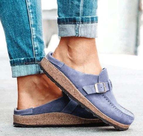 Damen-Wildlederclogs von Buckley | Modell Eva
