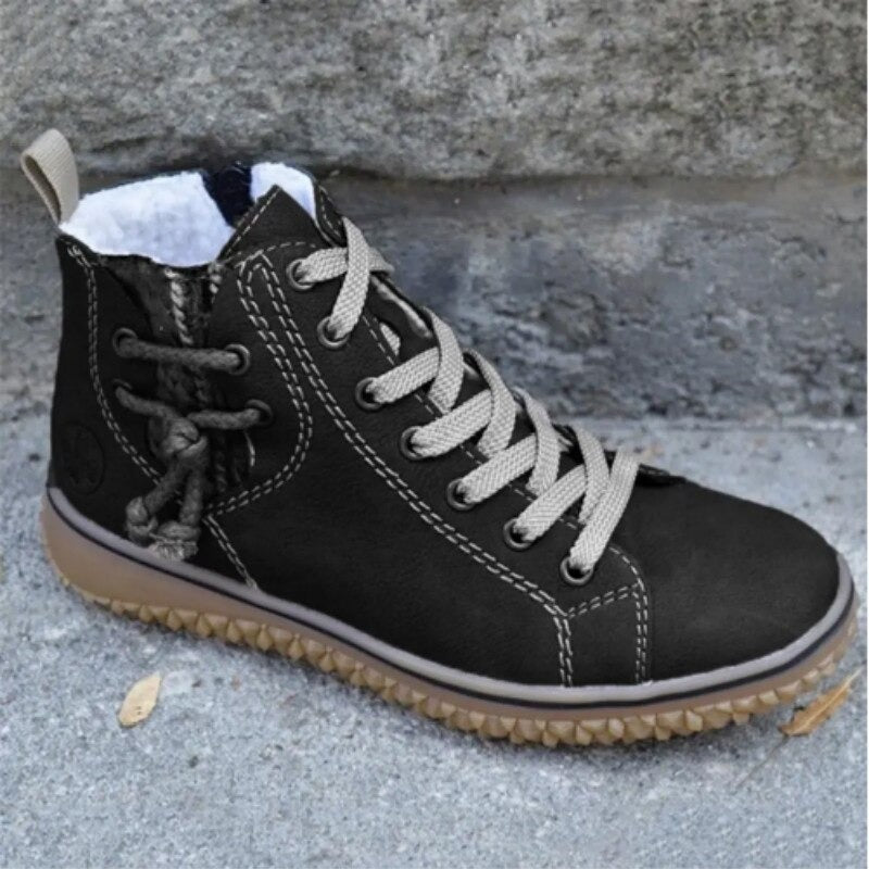 Asellia Ankle Boots