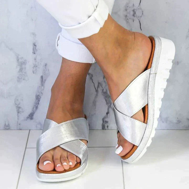 CloudWalk Luxe: Die innovativen Ortho-Sandalen für maximalen Komfort und Stil
