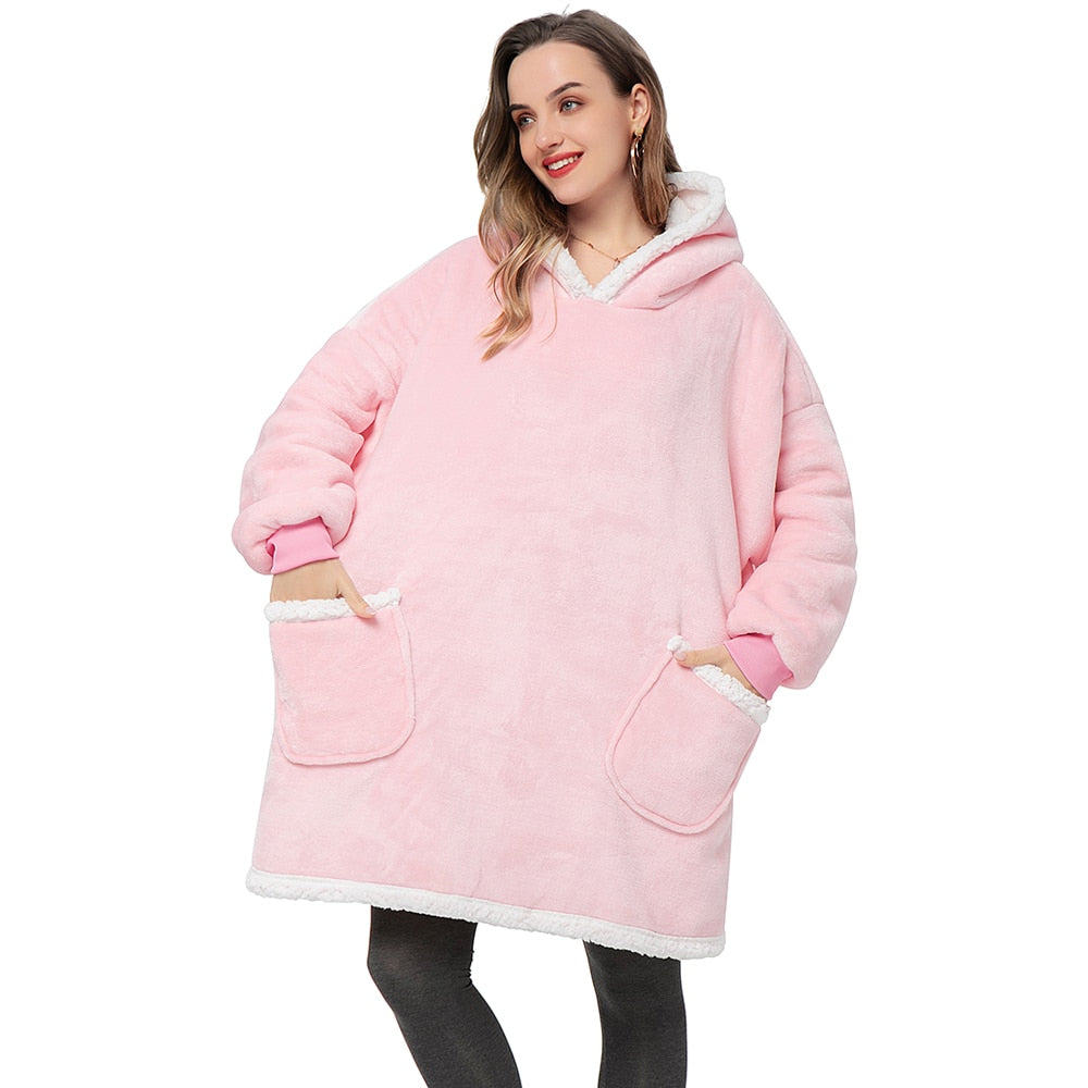 Caryn - Die perfekte Mischung aus gemütlichem Hoodie und kuscheliger Decke in einem!