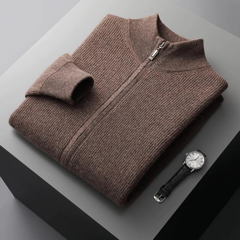 Von - Kuschelige Herren-Strickjacke