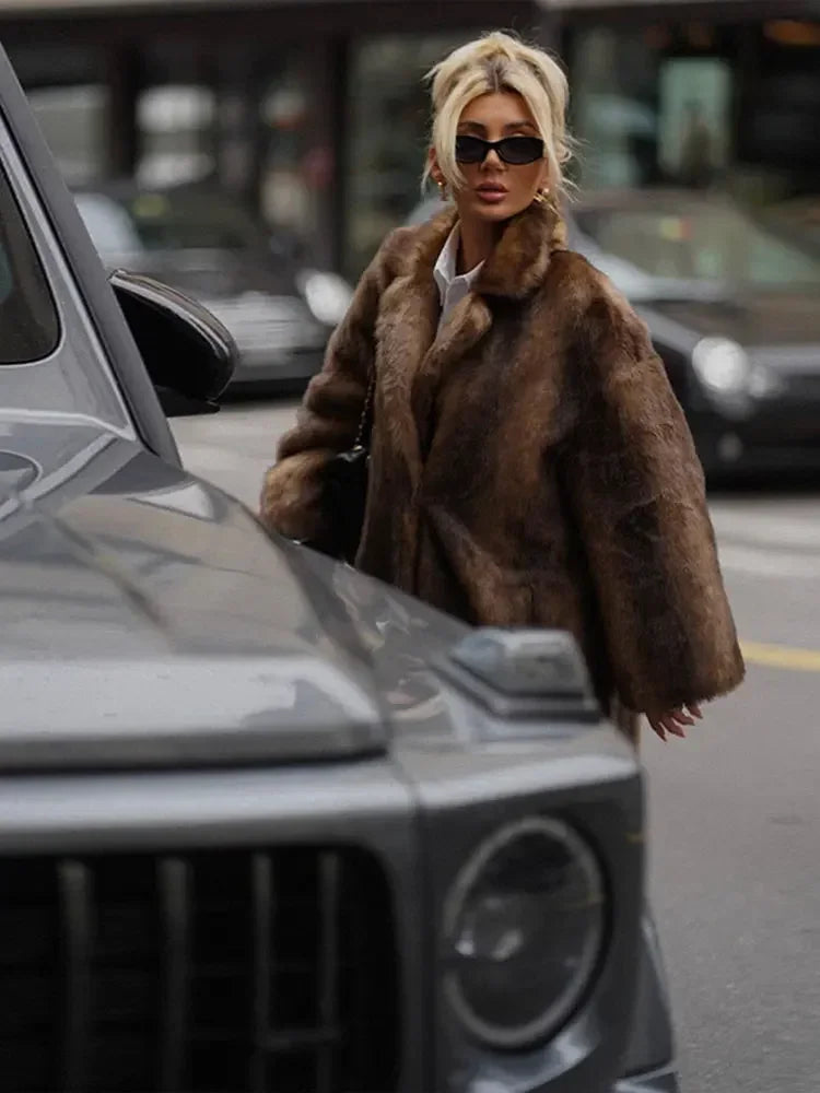 Julissa - Elegante Winterjacke mit Pelz