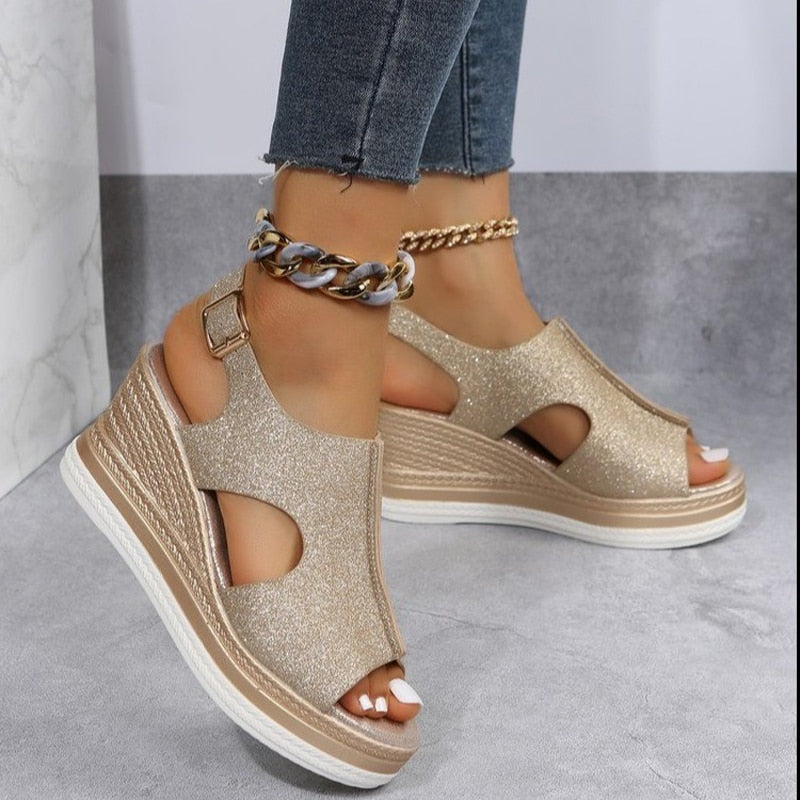 Keilabsatz-Sandalen