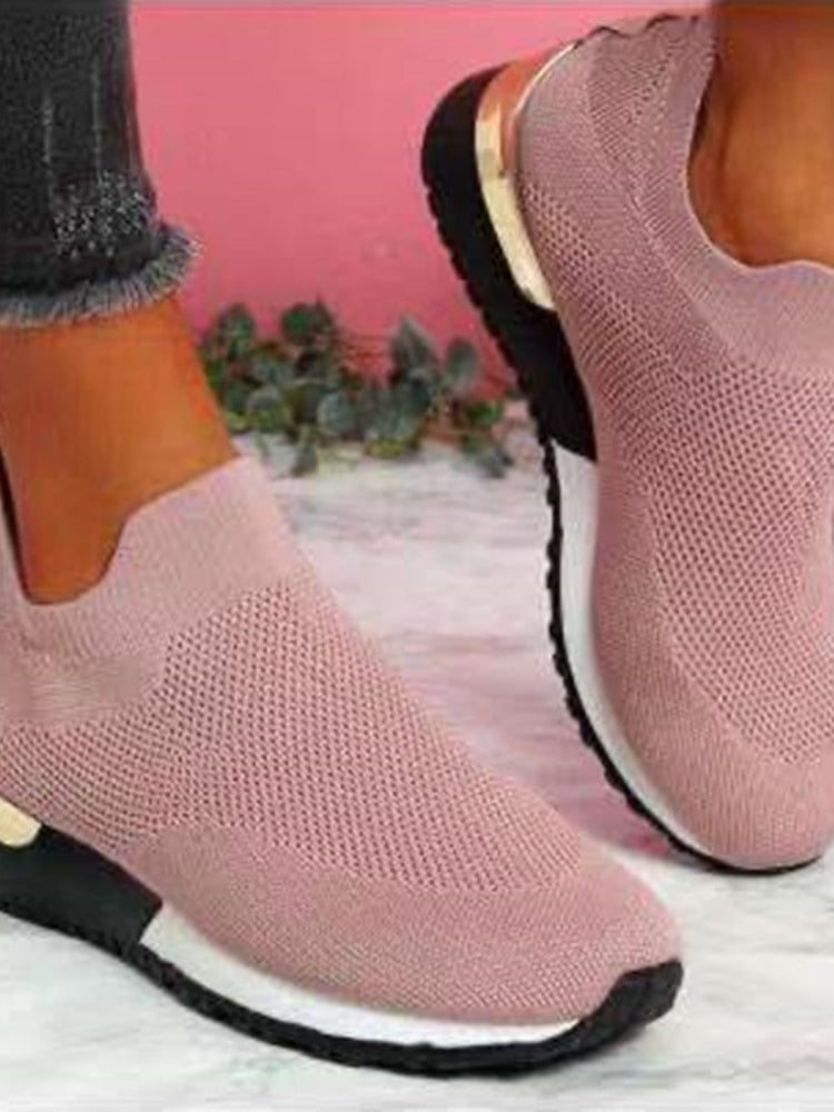 Komfort-Sneaker mit goldfarbenen Akzenten