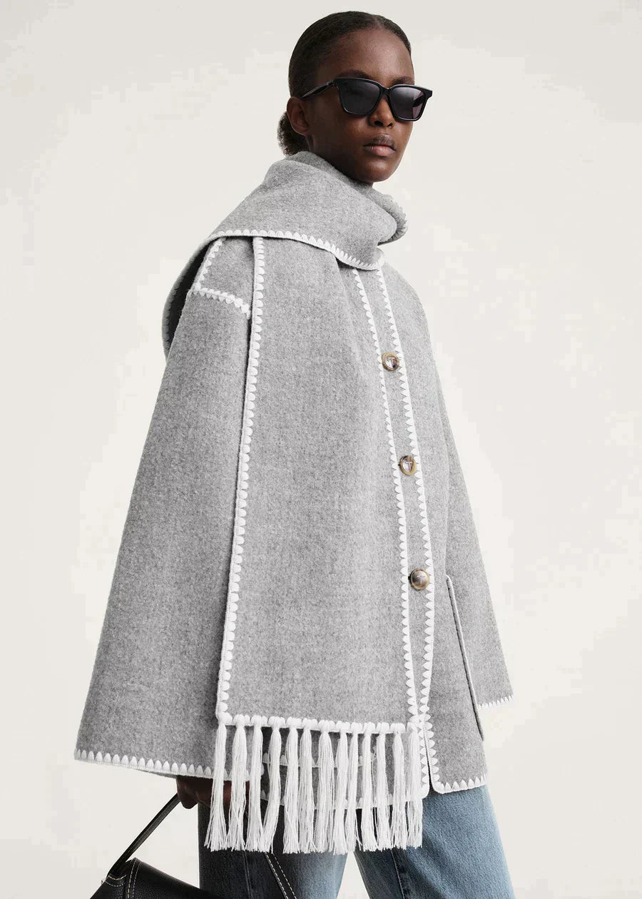 Maja | Warme Jacke mit eingebautem Schal