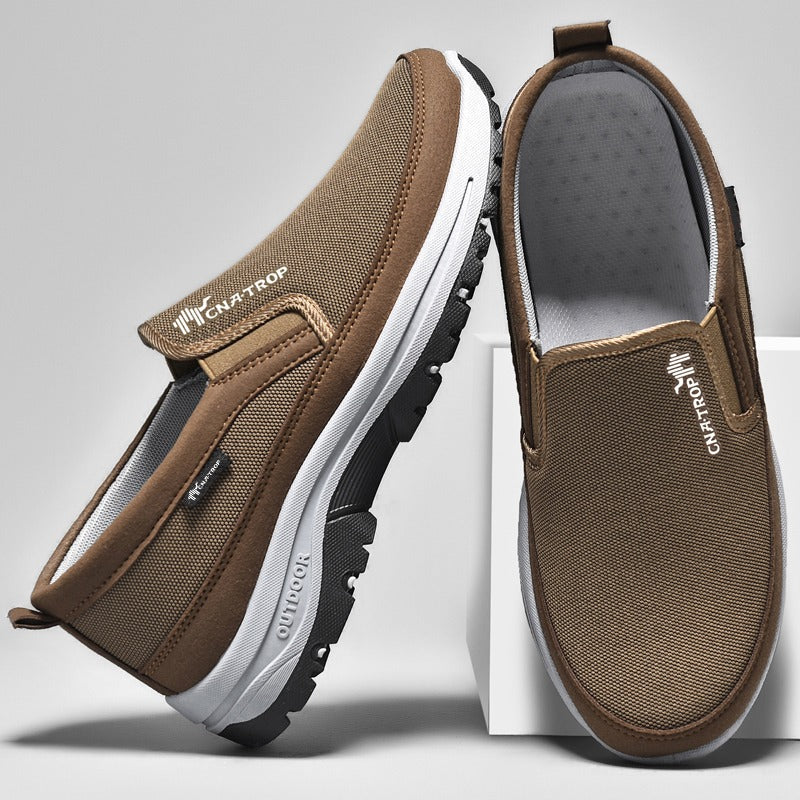 Komfortable Herren Outdoor-Slipper – Rutschfeste Freizeitschuhe für Wandern und Alltag